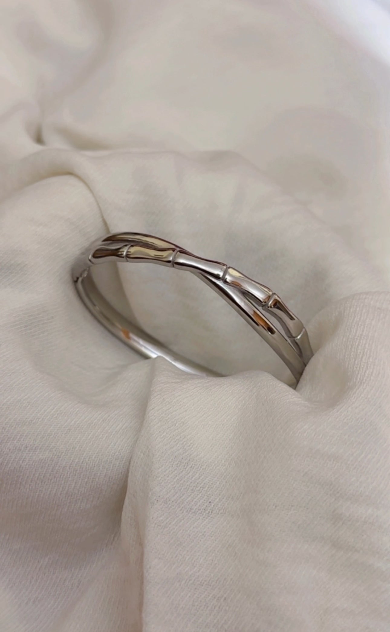 Bond Anti Tarnish Bracelet
