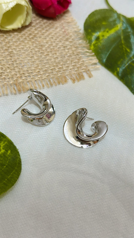 Small Twist Studs in Silver