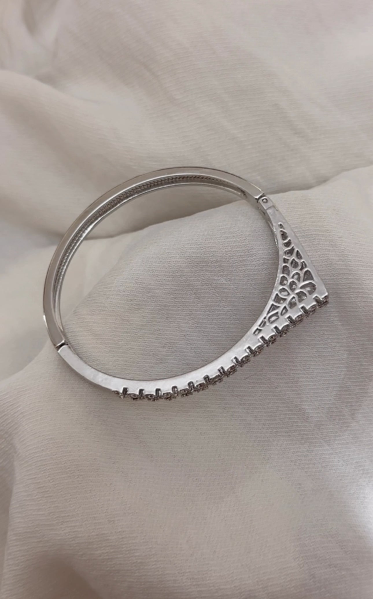 Oh My! Anti Tarnish Bracelet
