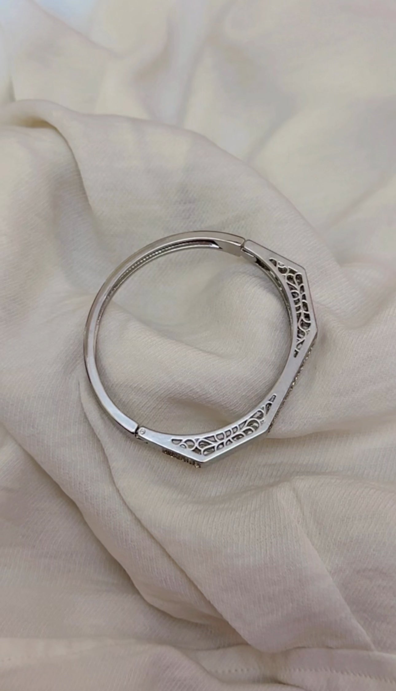 Everglow Anti Tarnish Bracelet