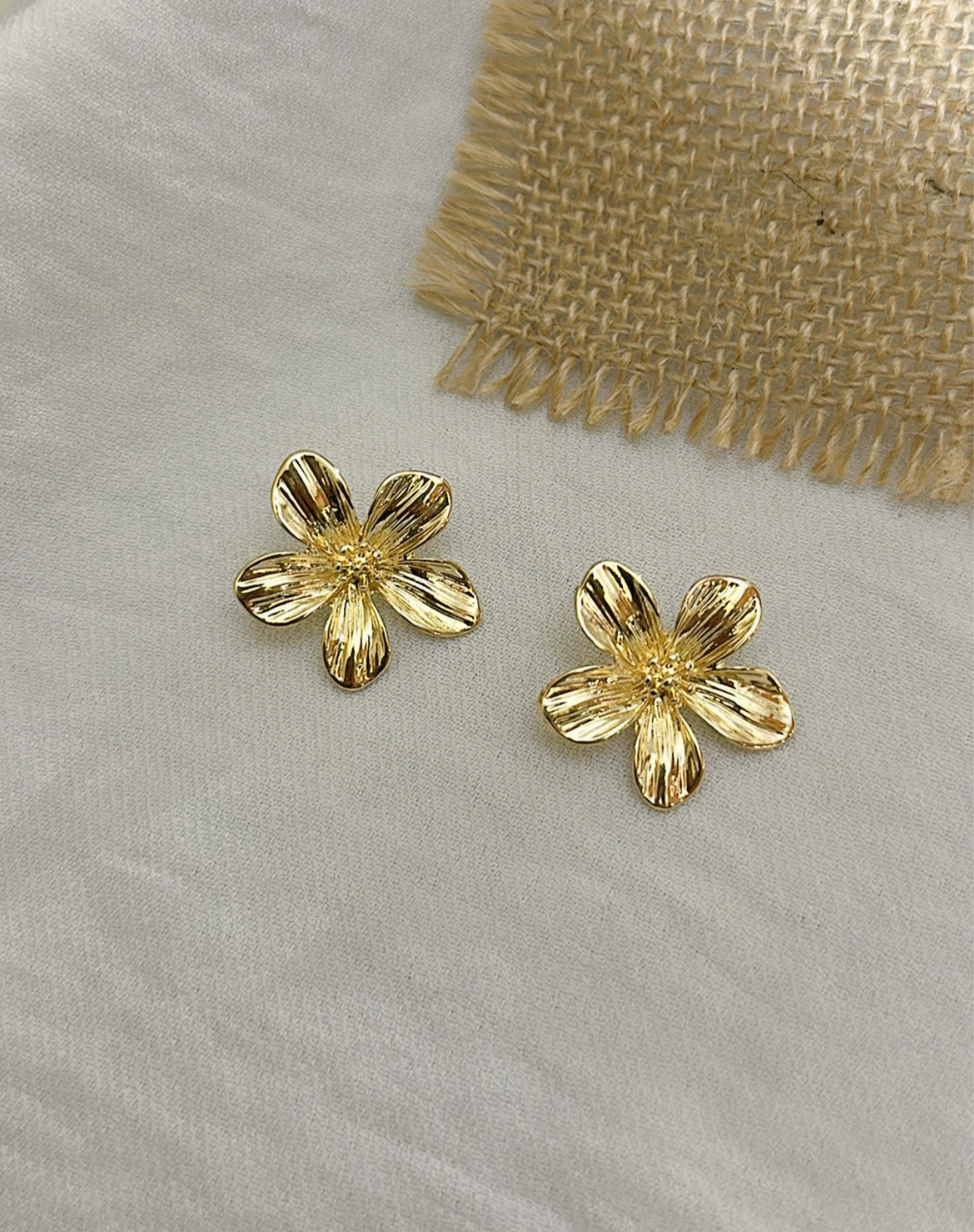 Flower Studs in Gold