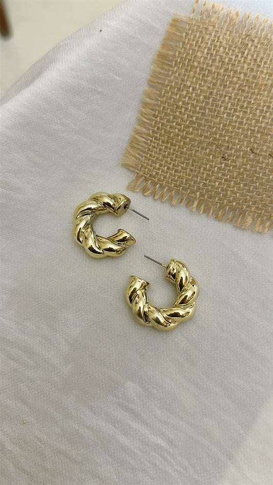Hatke Hoops 3 in Gold